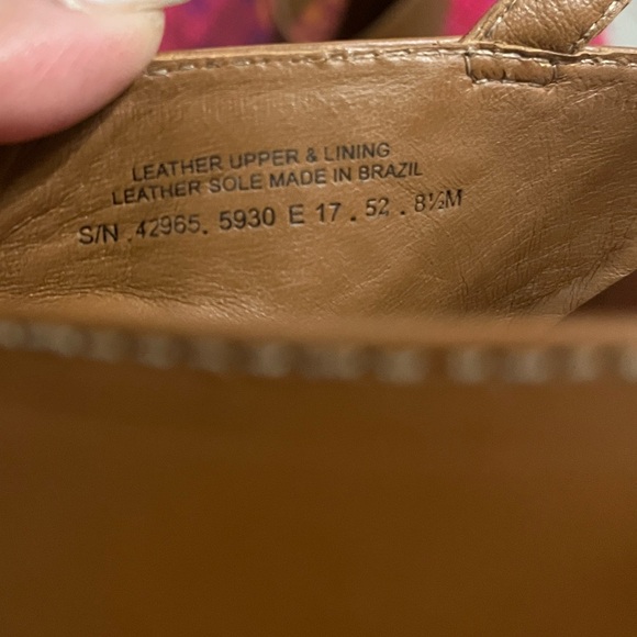 Tory Burch Gabrielle Leather Wedges - Picture 9 of 13